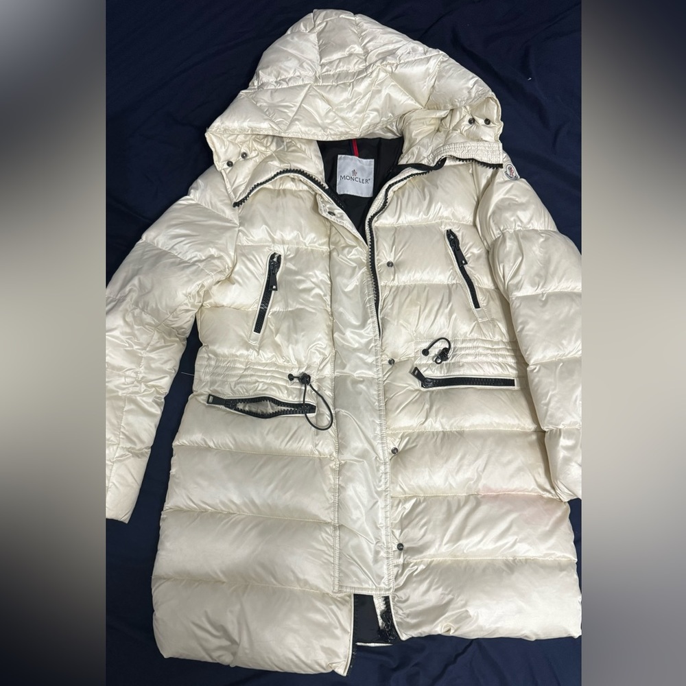 Moncler puffer woman - Picture 2 of 12